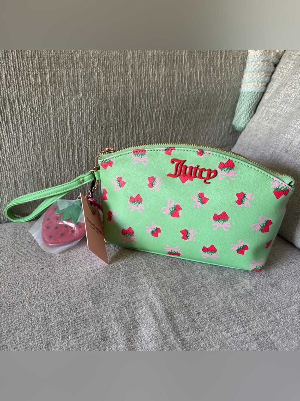 Juicy Couture Retro Green Sweet Strawberry Triangle Gusset Pouch Wristlet New